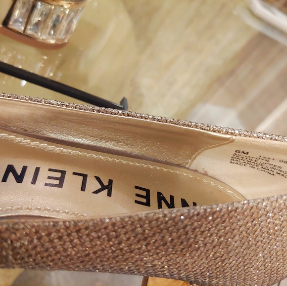Anne Klein Akhaedyn sparkling shoes pumps - Picture 4 of 8